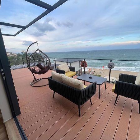 Ferienwohnung Royal View Warna Exterior foto