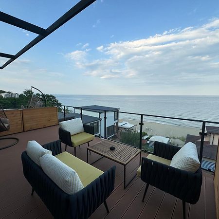 Ferienwohnung Royal View Warna Exterior foto