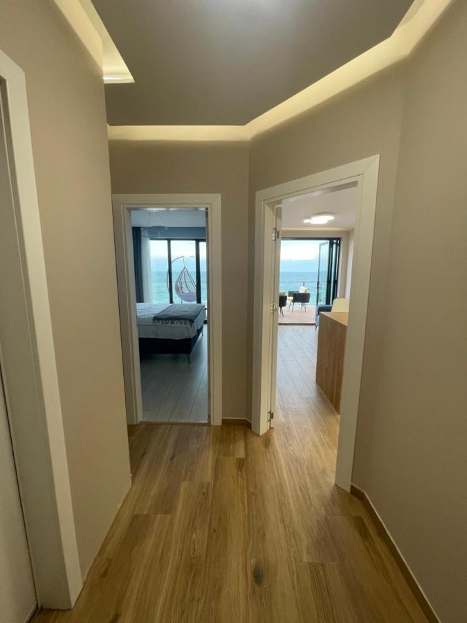 Ferienwohnung Royal View Warna Exterior foto