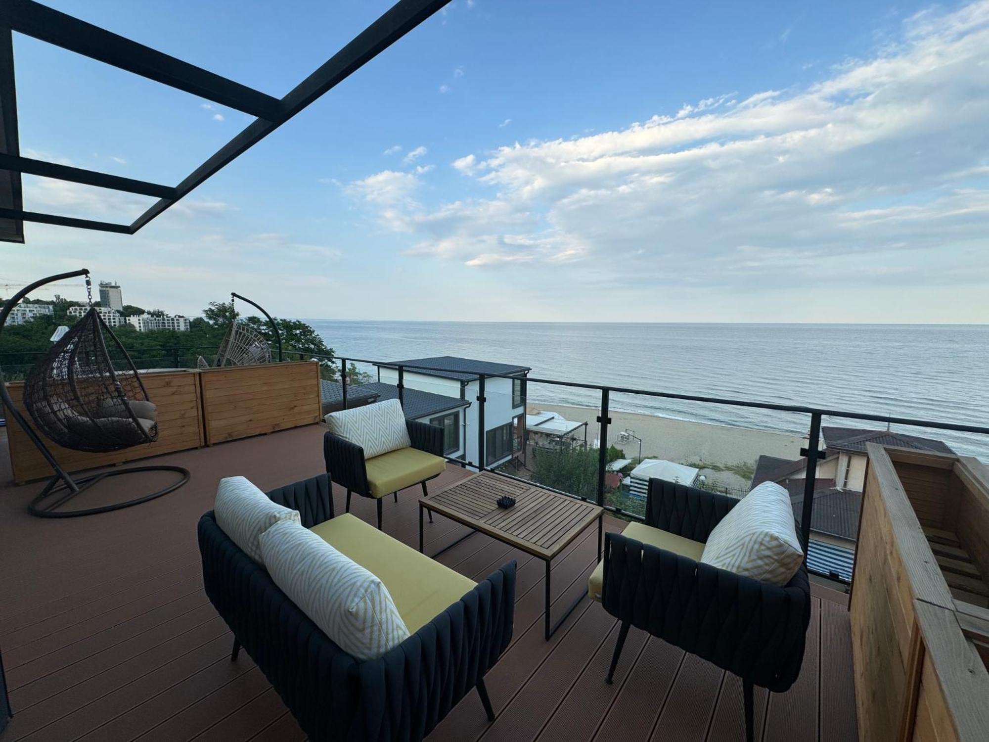 Ferienwohnung Royal View Warna Exterior foto
